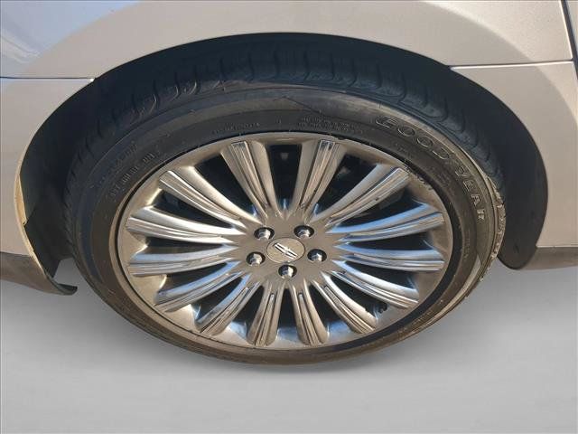 Used 2014 Lincoln MKS w/ Equipment Group 101A FWD image 20
