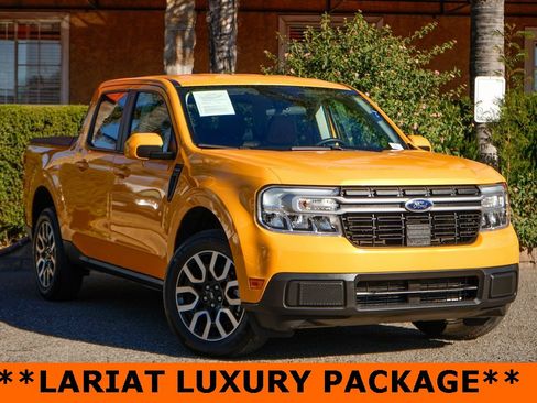 Used 2023 Ford Maverick Lariat w/ Lariat Luxury Package image 2