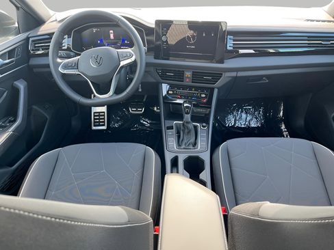 New 2025 Volkswagen Jetta Sport image 9