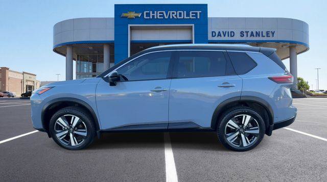 Used 2024 Nissan Rogue SL w/ SL Premium Package FWD image 5