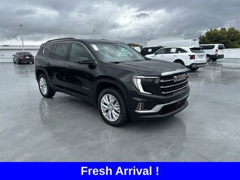 Used 2024 GMC Acadia Elevation image 18