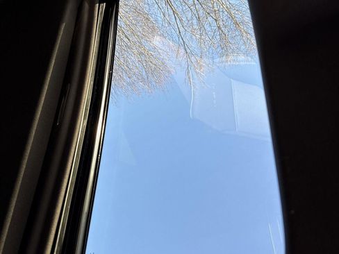 Used 2024 GMC Sierra 1500 Denali image 16