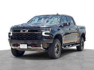 Used 2022 Chevrolet Silverado 1500 ZR2 w/ Technology Package AWD/4WD video 1