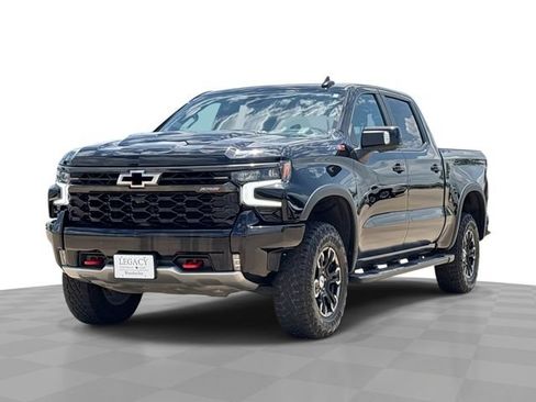 Used 2022 Chevrolet Silverado 1500 ZR2 w/ Technology Package AWD/4WD image 1