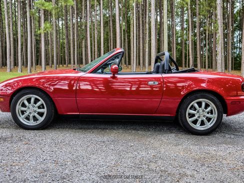 Used 1990 MAZDA MX-5 Miata RWD image 3