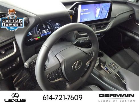 Certified 2025 Lexus UX 300h AWD image 17