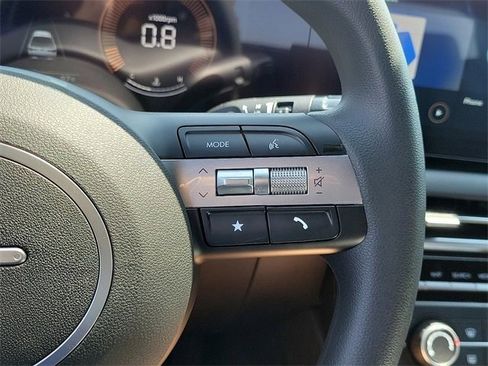 New 2025 Hyundai Santa Cruz SE image 5