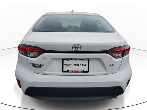 Used 2025 Toyota Corolla LE image 5