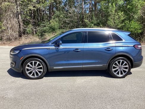 Used 2019 Lincoln Nautilus Select image 6