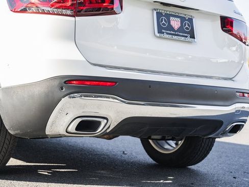 Used 2022 Mercedes-Benz GLB 250 GLB 250 image 9