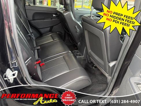 Used 2012 Jeep Liberty Sport image 9