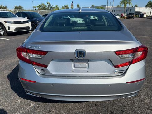 Used 2022 Honda Accord Touring image 6