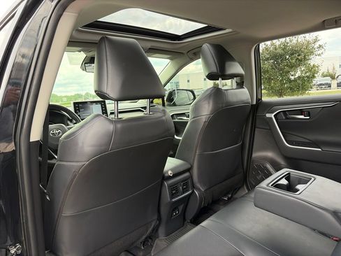 Used 2020 Toyota RAV4 Limited w/ Limited Grade Weather Package AWD/4WD image 45