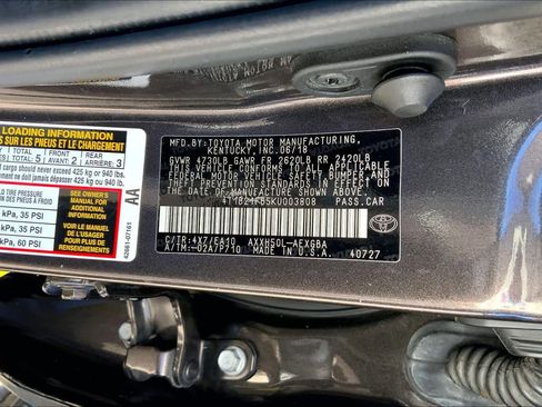 Used 2019 Toyota Avalon XLE image 34