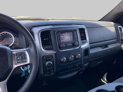 Used 2024 RAM 1500 Classic Warlock AWD/4WD image 7