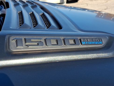 Used 2023 RAM 1500 Laramie image 31