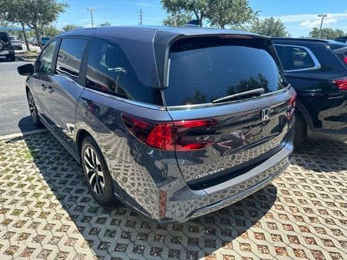 Certified 2026 Honda Odyssey EX-L image 4