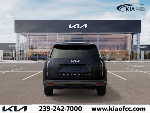 New 2027 Kia Telluride S image 5