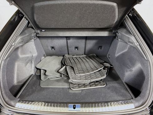 Used 2025 Audi Q3 2.0T Premium w/ Convenience Package image 24