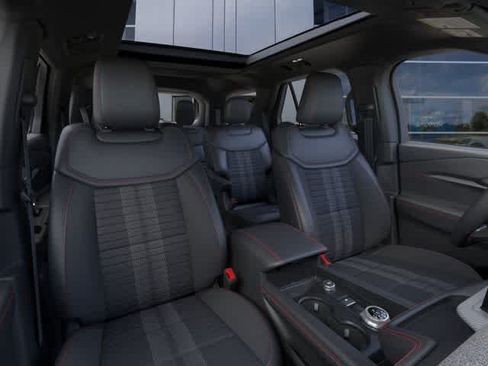 New 2026 Ford Explorer ST-Line w/ ST-Line Street Pack AWD/4WD image 10
