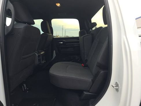 Used 2024 RAM 2500 Big Horn w/ Night Edition AWD/4WD image 17