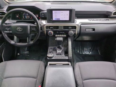 Used 2024 Toyota Tacoma SR5 AWD/4WD image 15