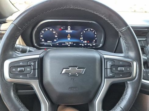 Used 2022 Chevrolet Suburban Z71 AWD/4WD image 34