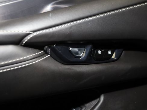 Used 2025 Chevrolet Corvette Stingray Premium Cpe w/ Stealth Interior Trim Package image 50