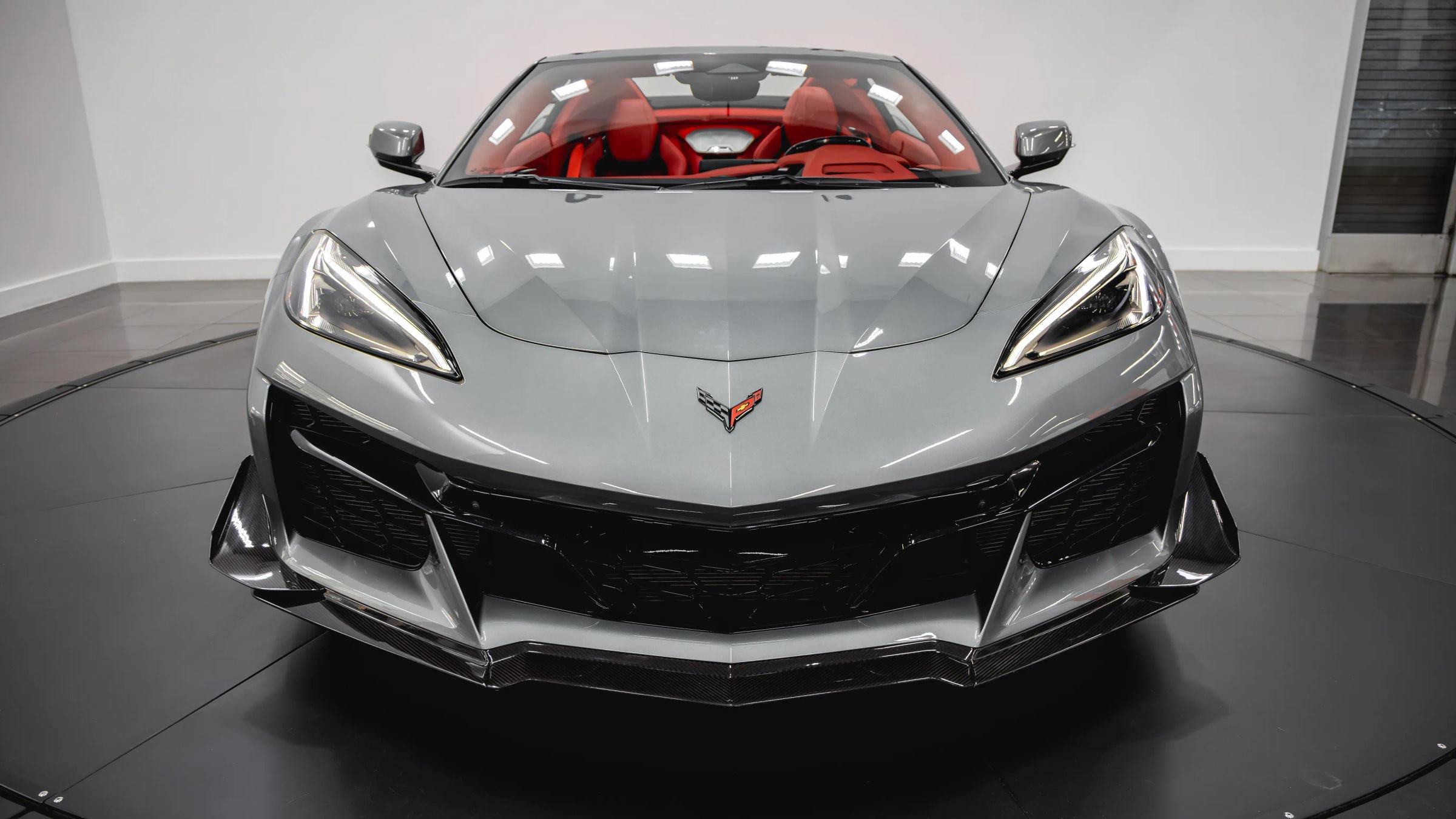 Used 2024 Chevrolet Corvette Z06 w/ Z07 Performance Package RWD image 23