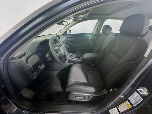 Used 2025 Honda Accord SE image 13