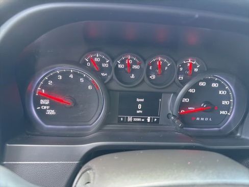 Used 2022 Chevrolet Silverado 1500 Custom AWD/4WD image 8