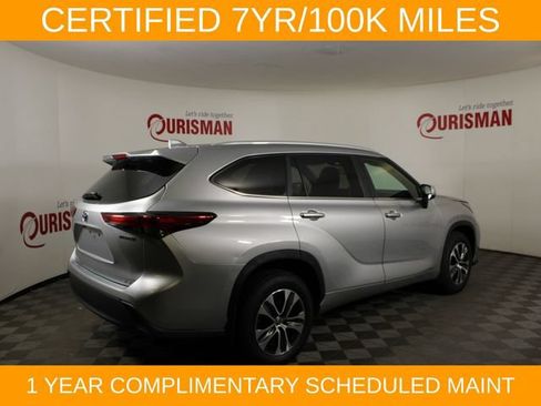Used 2023 Toyota Highlander XLE AWD/4WD image 8