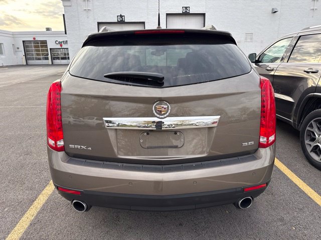Used 2014 Cadillac SRX Luxury w/ Driver Awareness Package AWD/4WD image 5