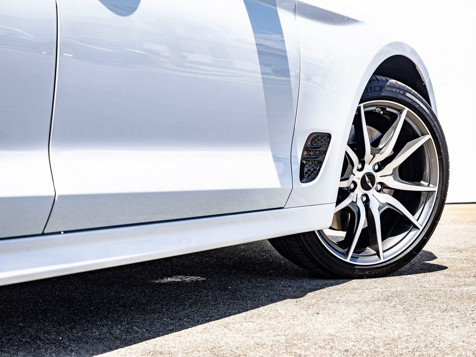 Used 2026 Genesis G70 2.5T Prestige RWD image 17
