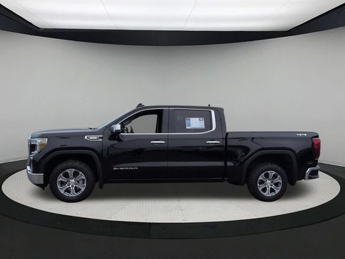Certified 2022 GMC Sierra 1500 SLT w/ Driver Alert Package I AWD/4WD image 5