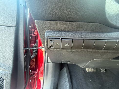 Used 2024 Toyota Corolla LE image 22