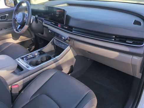 New 2026 Kia Carnival SX FWD image 29