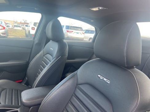 Used 2023 Kia Forte GT-Line w/ GT-Line Premium Package image 31