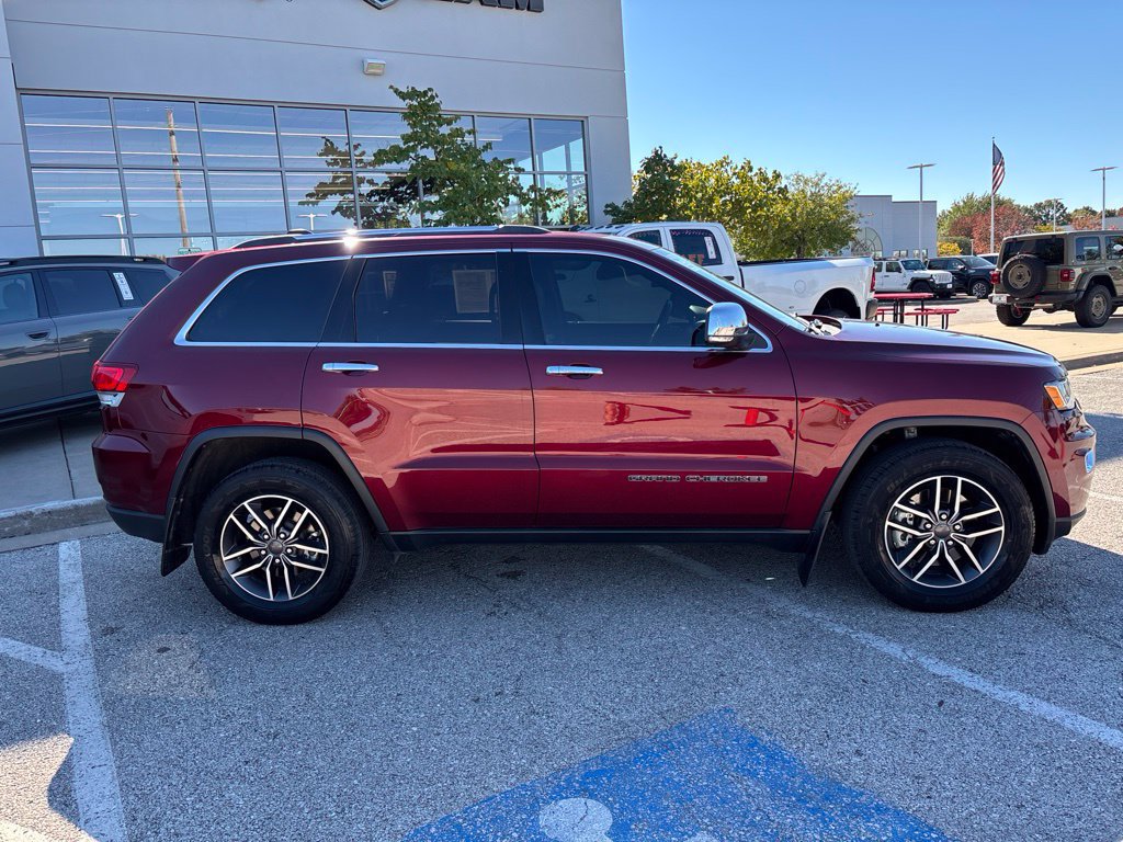 Used 2021 Jeep Grand Cherokee Limited w/ Luxury Group II AWD/4WD image 9