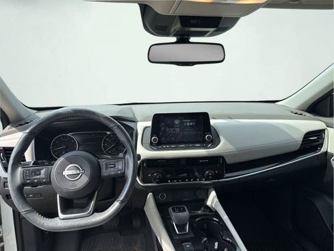 Used 2023 Nissan Rogue SL AWD/4WD image 7