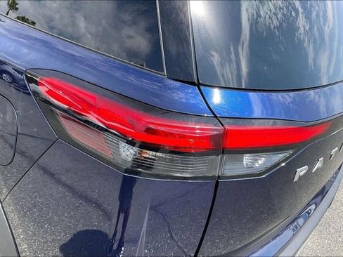 Certified 2025 Nissan Pathfinder SV AWD/4WD image 28