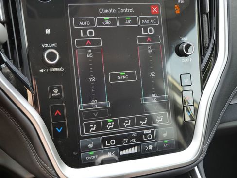 Used 2024 Subaru Outback Premium image 21