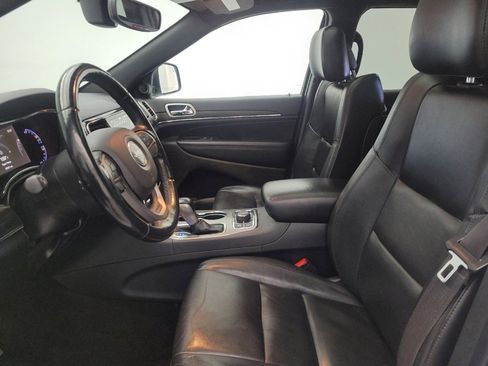 Used 2022 Jeep Grand Cherokee Limited image 17