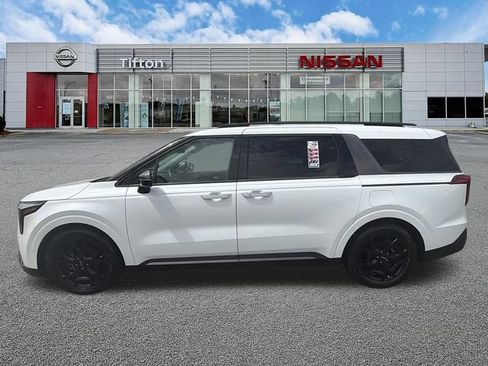 Used 2025 Kia Carnival SX Prestige FWD image 4