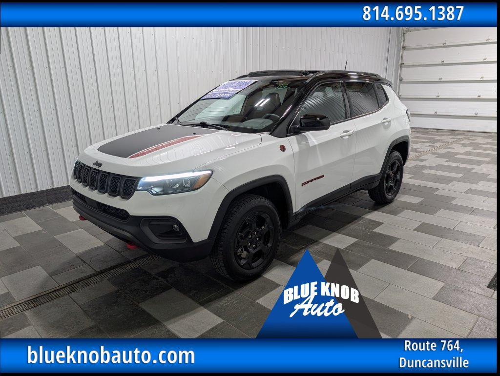 Used 2023 Jeep Compass Trailhawk w/ Trailhawk Elite Group AWD/4WD image 1