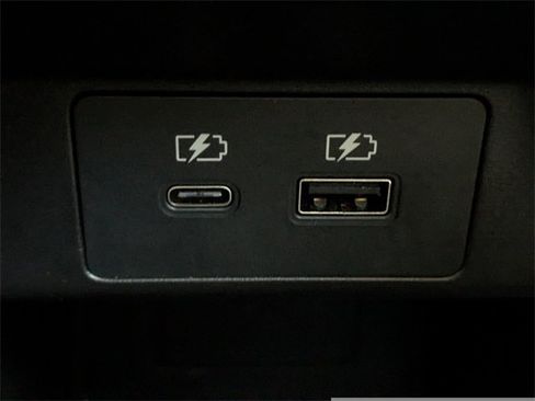 Used 2024 Mitsubishi Outlander FWD image 15