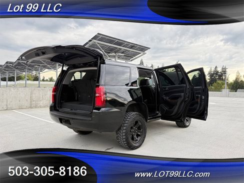 Used 2017 Chevrolet Tahoe LT w/ Z71 Midnight Edition image 30