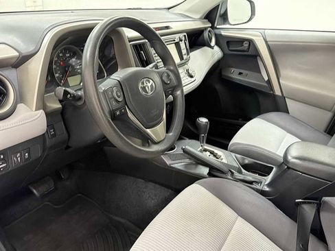 Used 2013 Toyota RAV4 XLE image 12