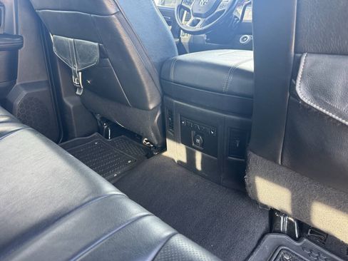 Used 2017 RAM 3500 Laramie Longhorn AWD/4WD image 13