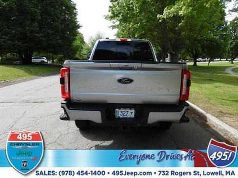 Used 2024 Ford F250 Lariat w/ Lariat Ultimate Package AWD/4WD image 4